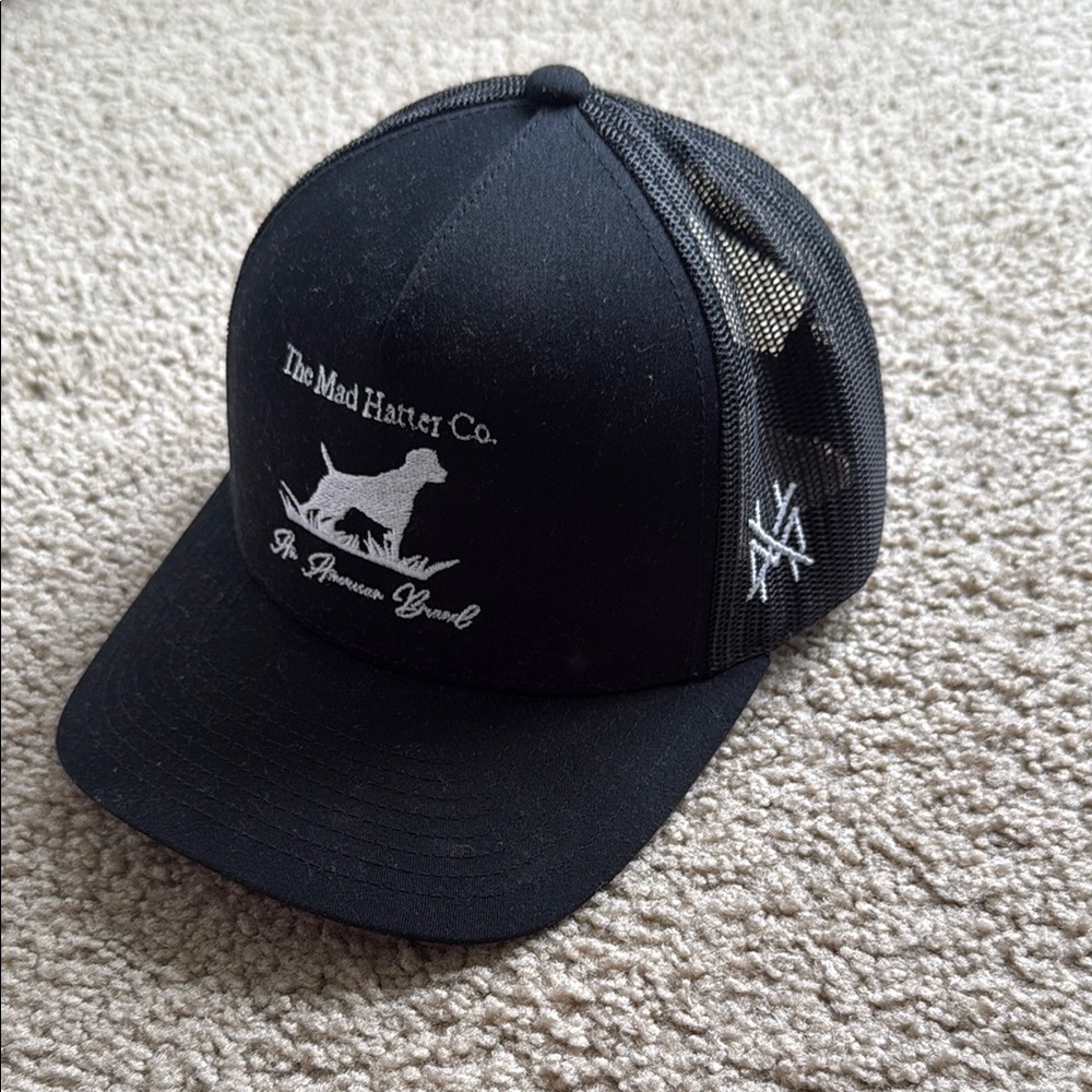 Mens black snap back